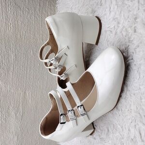Naiyee White Patent Leather Three Strap Round Toe Mid Block Heel Mary Jane Shoe